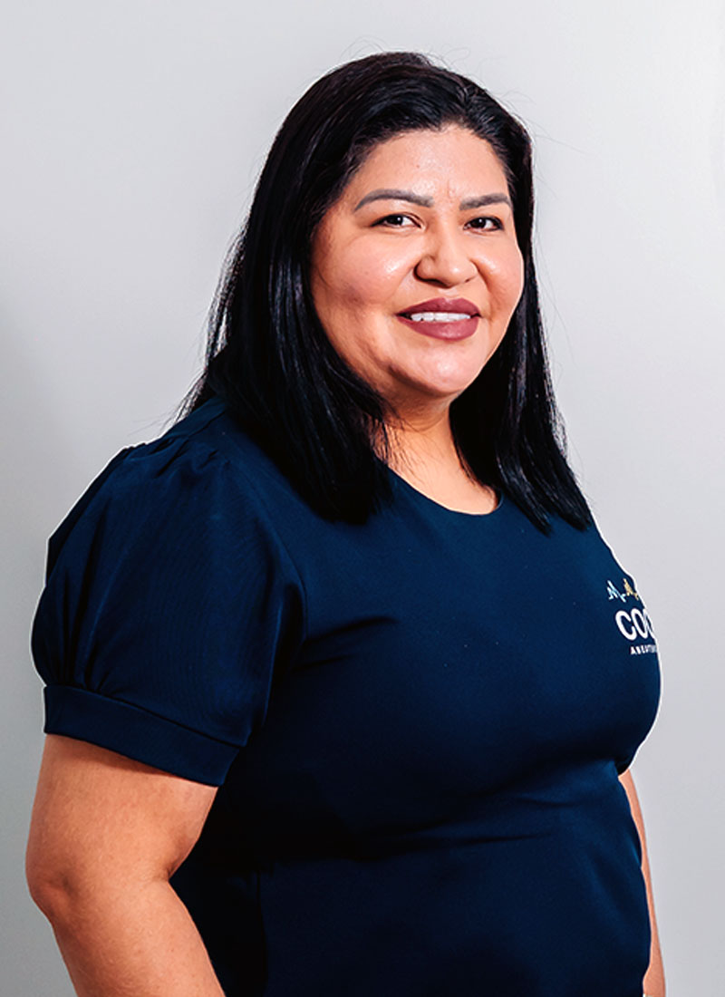 THAISE COELHO - GERENTE ADMINISTRATIVO